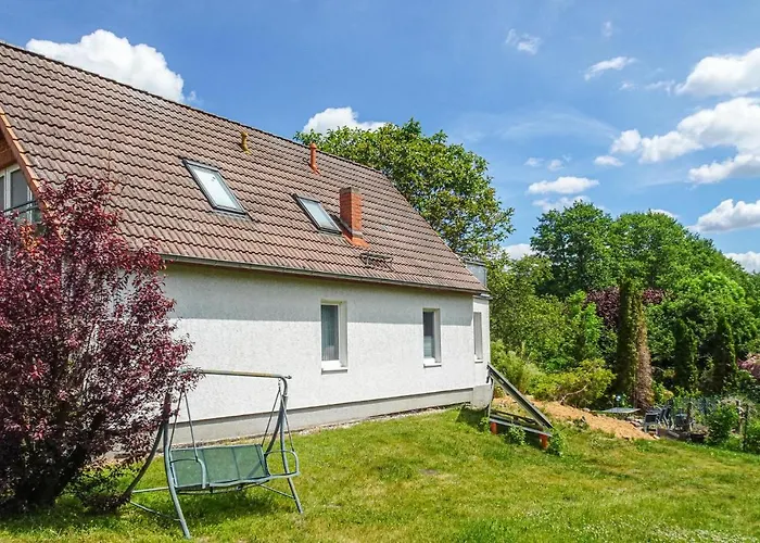 Semesterbostad Lovely In Pinnow Ot *